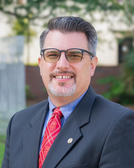 Headshot of Carl Baum
