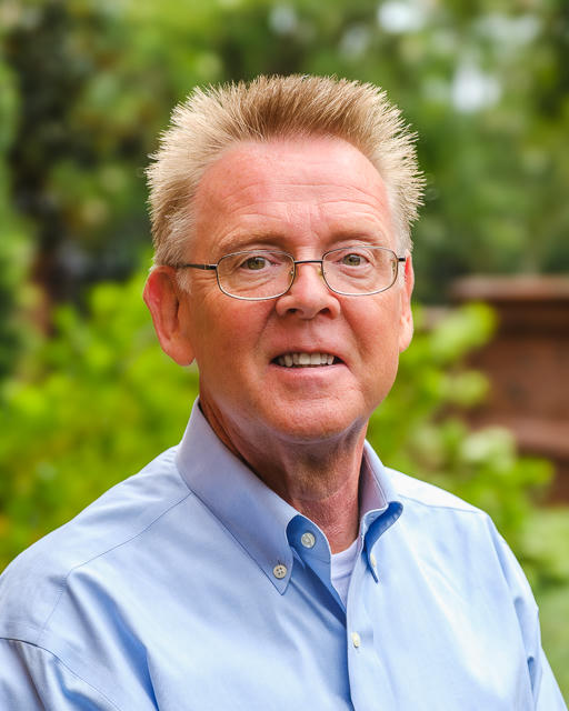Headshot of Walter Gordon