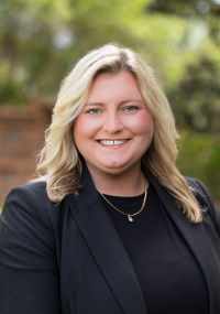 Alexis Clement headshot