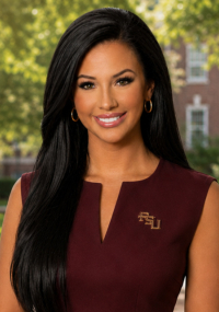 Amber Enfinger Headshot