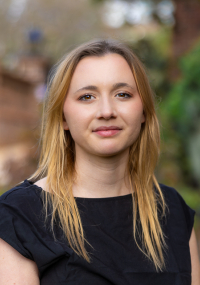 Liz Masterson Headshot