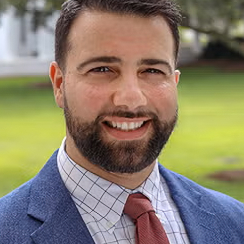 Hovik Arakelian headshot